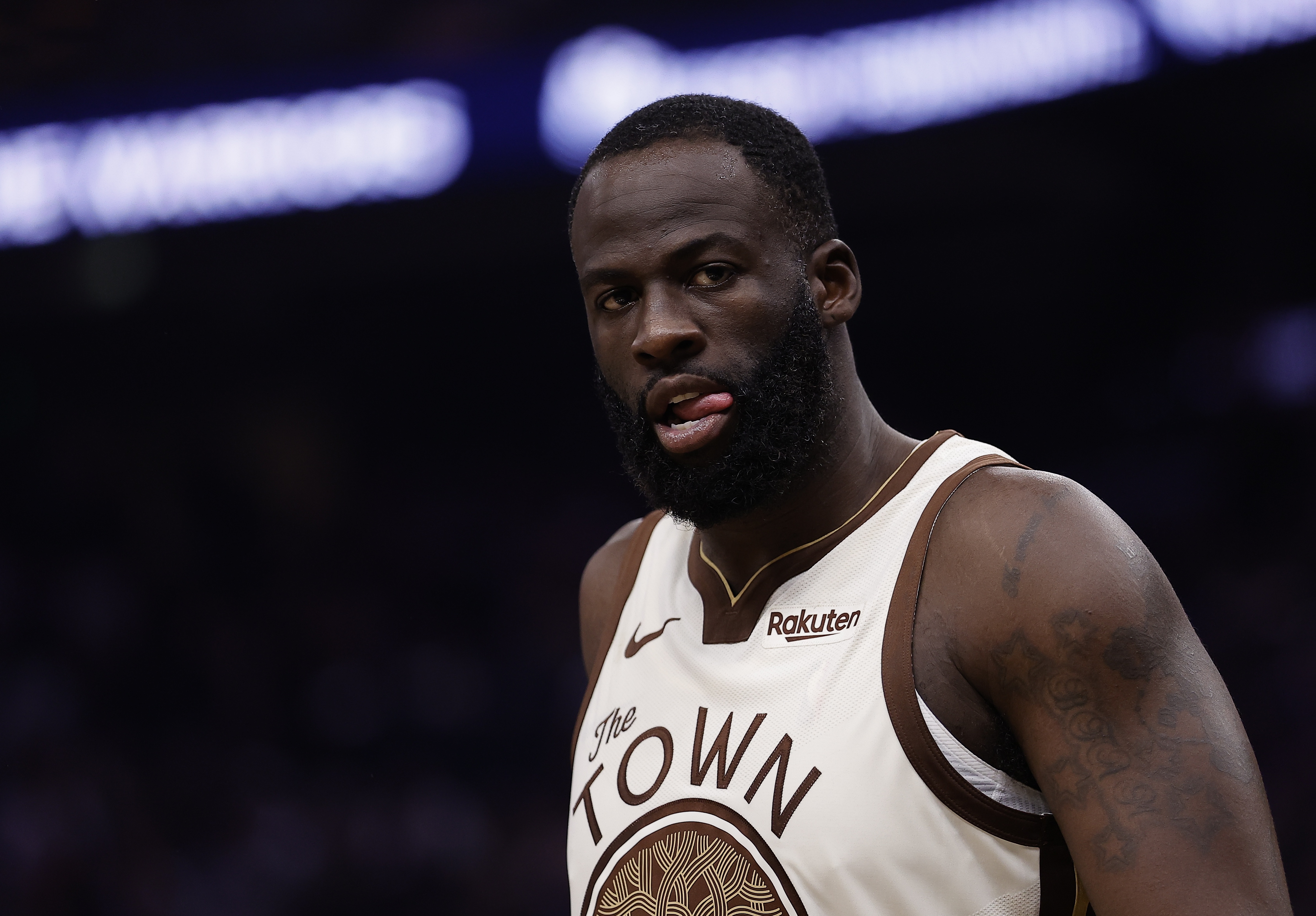 开云体育官网-追梦霍福德本赛季同场时进攻效率98 防守效率111.6 净效率-13.6