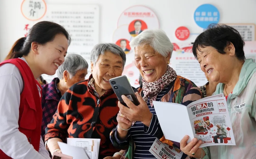 开云体育官网-2026养老金“22连涨”稳了!工龄满40年,挂钩调整更吃香吗?